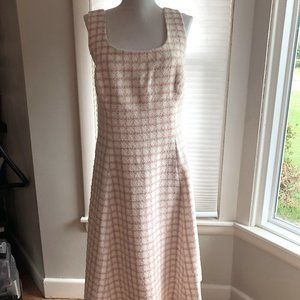 NWT Pink and Cream Windowpane Tweed Dress by Gal Meets Glam in US Size 14